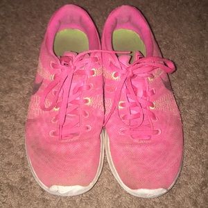 Women’s size 9 Nike shoes